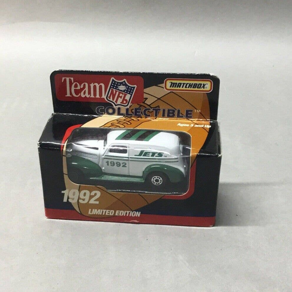 MATCHBOX 1992 JETS NFL TEAM COLLECTIBLES DELIVERY VAN FACTORY SEALED NIB - Picture 1 of 4